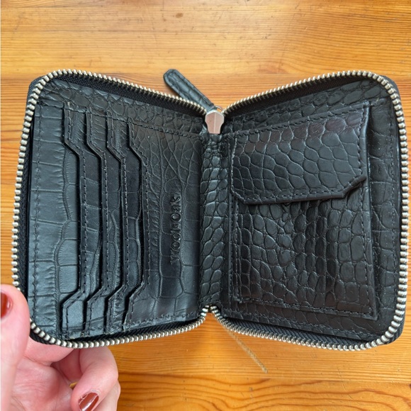 Black Croc-Embossed Wallet - Picture 2 of 2